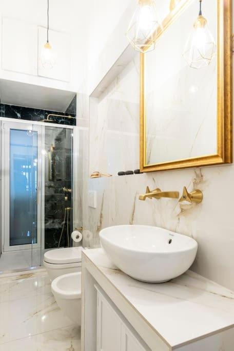 Velasca Flexyrent Apt. Aircon - Wifi - Brand New Милано Екстериор снимка